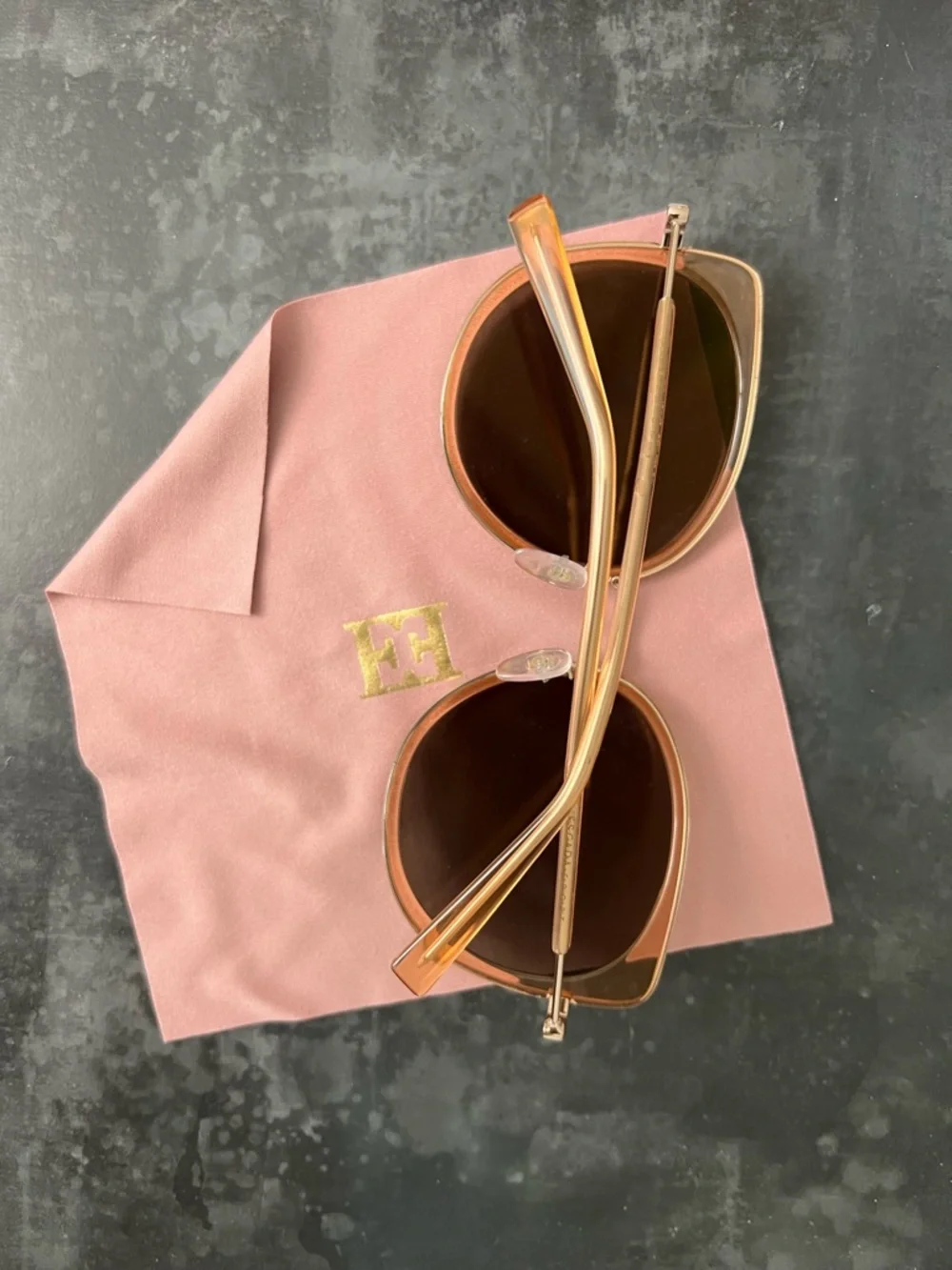 Escada Gold Mirrored Cat-Eye Sunglasses. - Picture 3 of 5